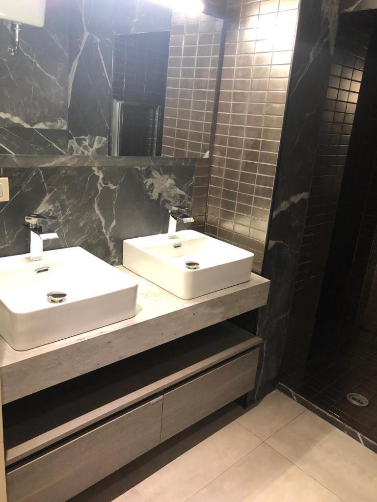 Bross Apartament Salerno Eksteriør billede